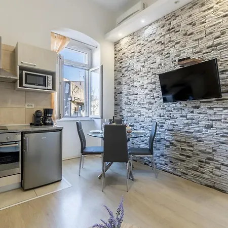 Apartment Heritage Old Town - 1 *